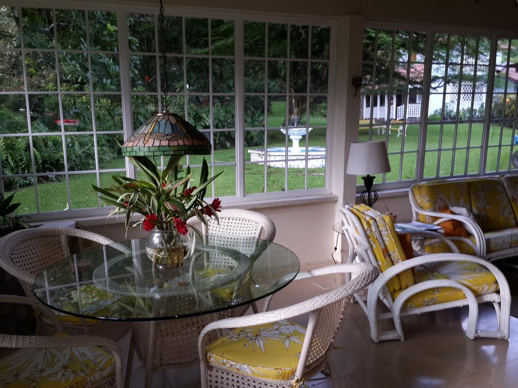 Park Eden Bed&Breakfast Los Llanitos Dış mekan fotoğraf